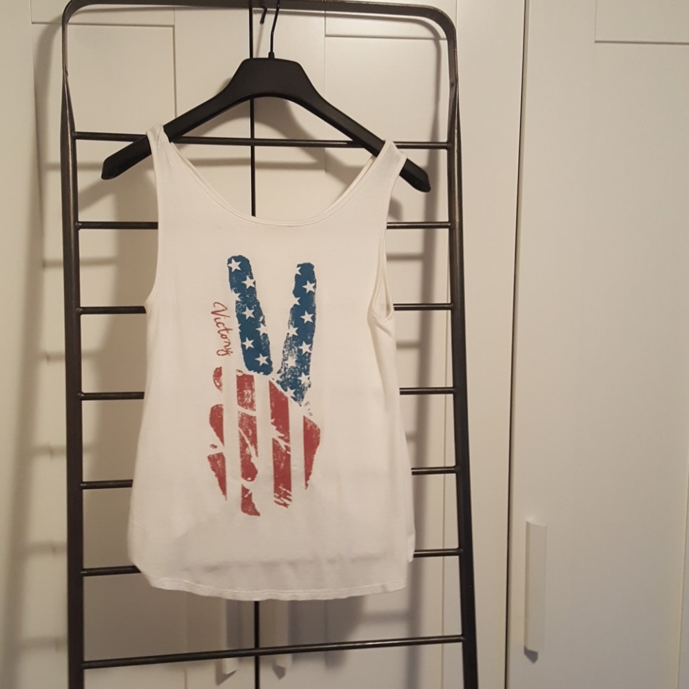 American flag peace sign festival concert tank